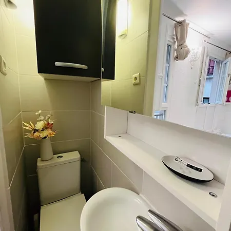Dream Dwell - Apart In Historical Building Near Quartier Marais Appartamento