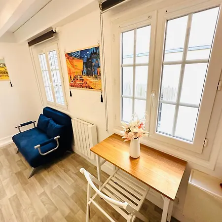 Appartamento Dream Dwell - Apart In Historical Building Near Quartier Marais *