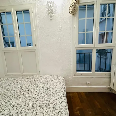 Dream Dwell - Apart In Historical Building Near Quartier Marais Paris